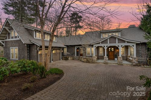 14 Landsdowne Ct, Asheville, NC, 28803-8801 | Card Image