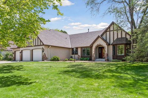 3595 Rae Ln, Woodbury, MN, 55125-9340 | Card Image