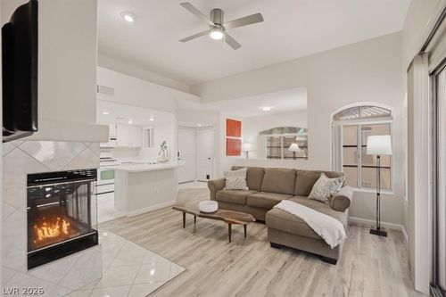 2058-7400 W Flamingo Rd, Las Vegas, NV, 89147-4364 | Card Image