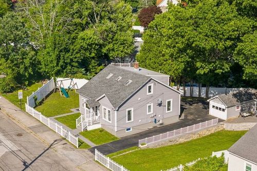 123 Smyth Road, Manchester, NH, 03104 | Card Image