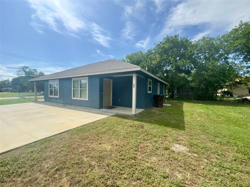 b-513 W China Street, Lockhart, TX, 78644 | Card Image