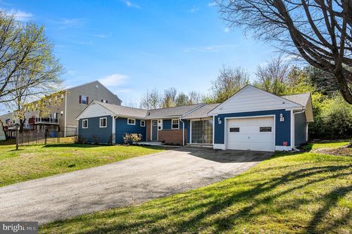 2299 Springhouse Ln, ASTON, PA, 19014-2213 | Card Image