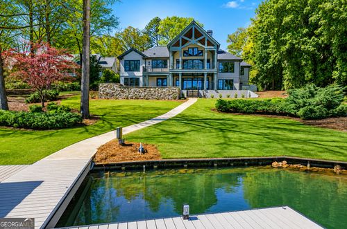 136 Barrington Hall Dr, Eatonton, GA, 31024-5420 | Card Image