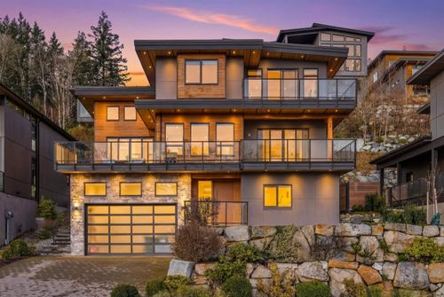 2237 Windsail Pl, Squamish, BC, V8B0T6 | Card Image