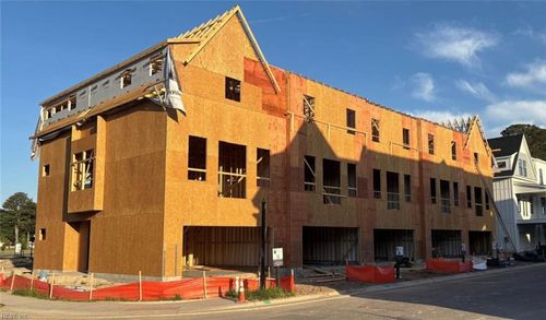 912 Jennings Ln, Chesapeake, VA, 23322-8750 | Card Image