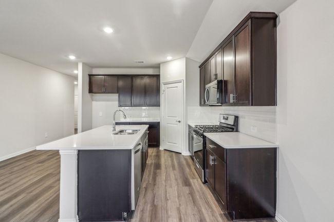 Photo is not of the actual home, but is an inspirational photo of builder’s model home and may depict options, furnishings, and/or decorator features that are not included. | Image 4
