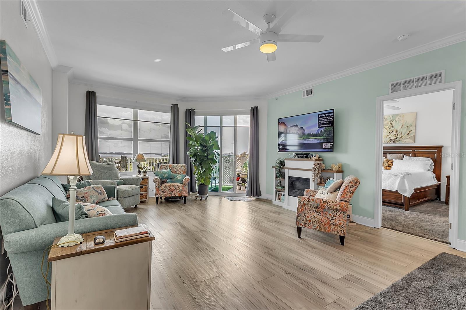 Residential in SOUTH DAYTONA 4