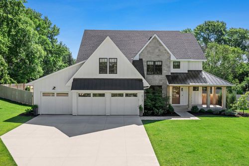 5717 Olinger Rd, Edina, MN, 55436-1945 | Card Image