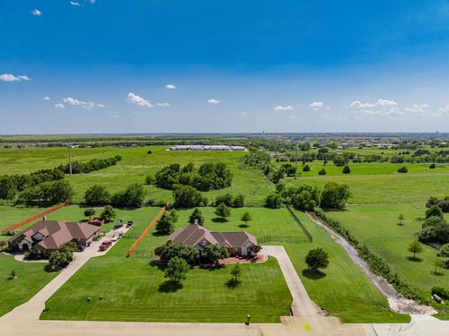 2577 W Alamosa Dr, Terrell, TX, 75160-6800 | Card Image