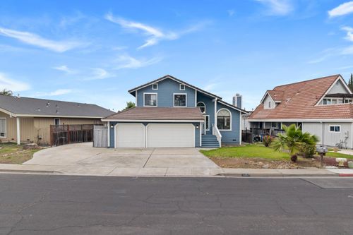 5387 Willow Lake Ct, Discovery Bay, CA, 94505-9413 | Card Image