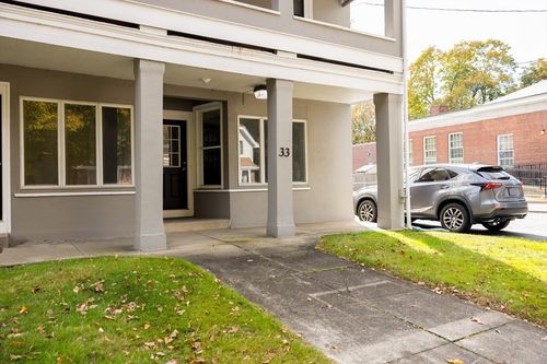 33 Union St, East Walpole, MA, 02032-1017 | Card Image