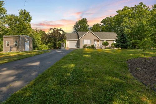 45 Phillips Rd, Sandown, NH, 03873-2220 | Card Image