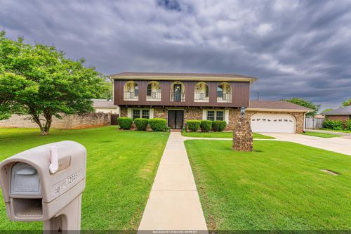 2005 Jackson Ave, Muscle Shoals, AL, 35661-2603 | Card Image