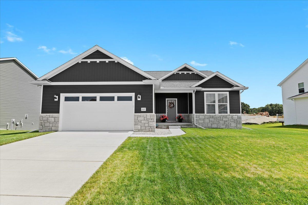 Gambrel Ln, Howell, MI 48843