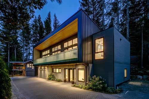 8224 Alpine Way, Whistler, BC, V8E0G2 | Card Image