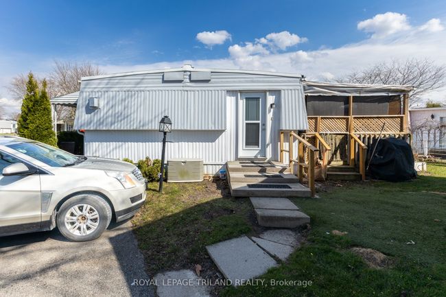 265 Pebble Beach Pky, House other with 2 bedrooms, 2 bathrooms and 2 parking in Grand Bend ON | Image 8