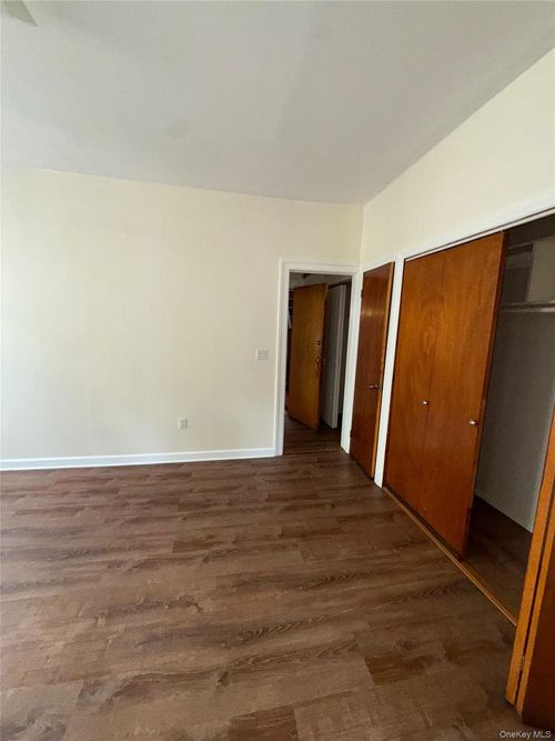 803 Saratoga Ave, Brooklyn, NY, 11212-4443 | Card Image