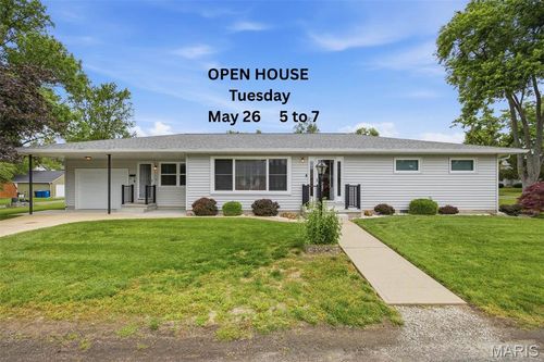 1920 Cypress St, Highland, IL, 62249-2518 | Card Image