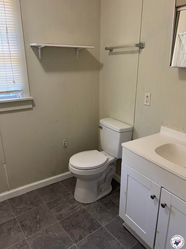 319 Crestview St, House other with 3 bedrooms, 1 bathrooms and null parking in Texarkana TX | Image 10