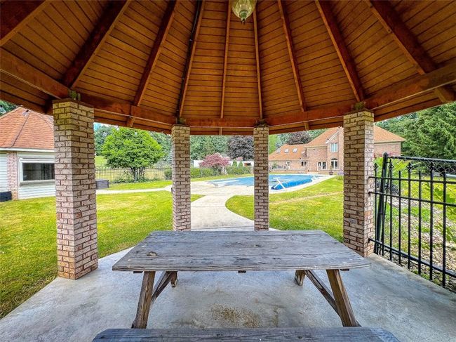 1563 Garvin Rd, House other with 4 bedrooms, 6 bathrooms and 3 parking in Cranberry Twp PA | Image 47