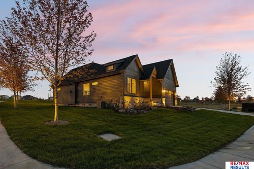 20101 W St, Omaha, NE, 68135 | Card Image