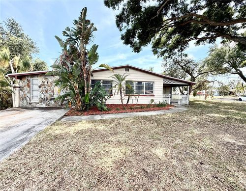 10862 Village Green Ave, SEMINOLE, FL, 33772-2903 | Card Image