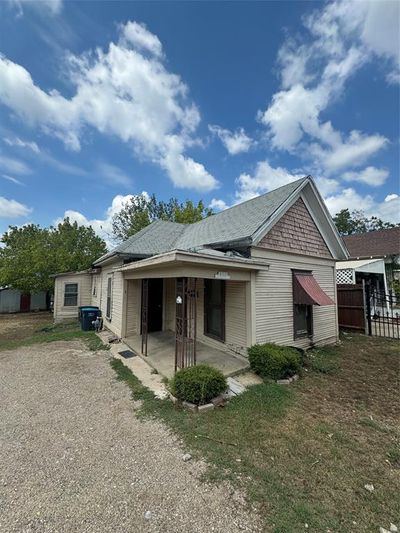 916 Nw 16th Street, House other with 2 bedrooms, 1 bathrooms and null parking in Fort Worth TX | Image 1