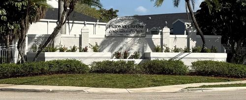 301-301 Sw 113th Way, Pembroke Pines, FL, 33025-3435 | Card Image