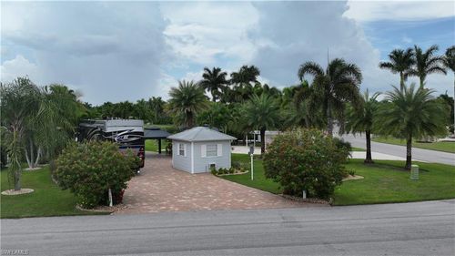 5672 Brightwood Dr, FORT MYERS, FL, 33905 | Card Image