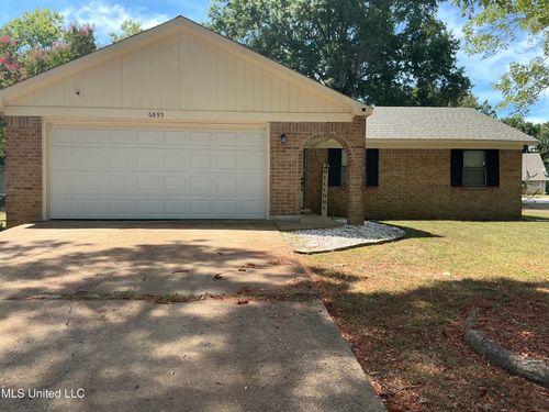 6895 Belle Meade Rd, Horn Lake, MS, 38637-1042 | Card Image