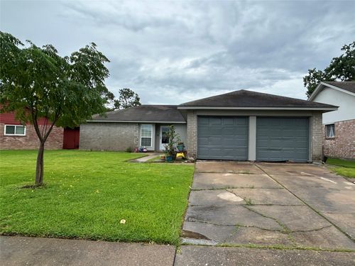 17311 Heritage Bay Dr, Webster, TX, 77598-3018 | Card Image