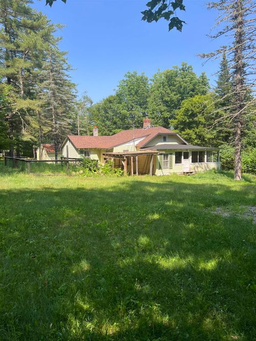 1004 Mount Moosilauke Hwy, Wentworth, NH, 03282-3317 | Card Image