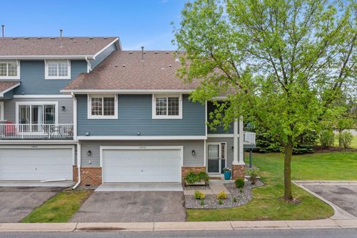 17620 69th Pl N, Maple Grove, MN, 55311-3027 | Card Image