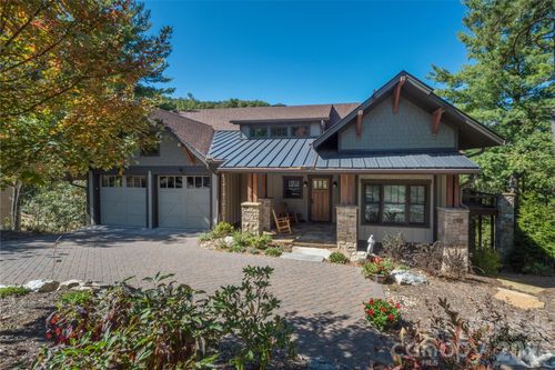 16 Panther Gap Rd, Black Mountain, NC, 28711-0080 | Card Image