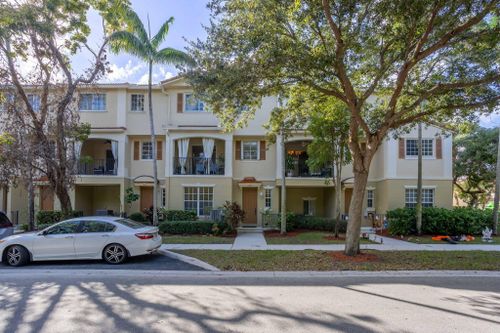 1422-1422 E Wickham Circle, Delray Beach, FL, 33445 | Card Image