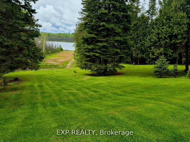 1719 E Lake Rd, House other with 4 bedrooms, 2 bathrooms and 6 parking in North Kawartha ON | Image 5