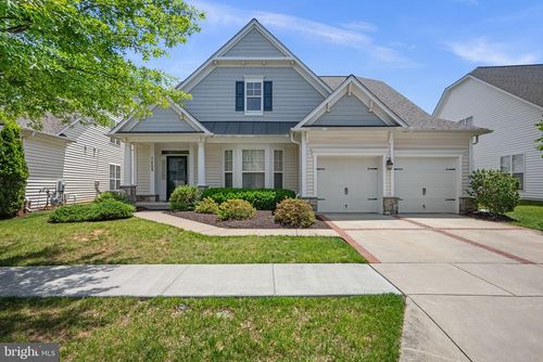 7409 Near Thicket Way, LAUREL, MD, 20707-9450 | Card Image