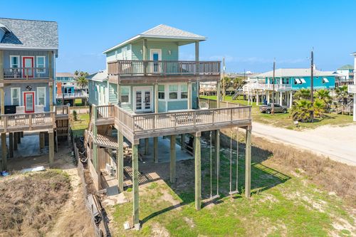 103 Coral Ct, Surfside Beach, TX, 77541-6918 | Card Image