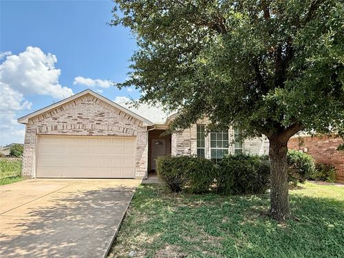 7605 Hollow Point Dr, Fort Worth, TX, 76123-2119 | Card Image