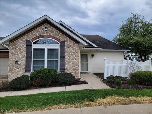 1757 Blackberry Ln, Orrville, OH, 44667-9440 | Card Image