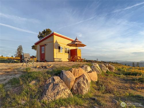 106 Cielo Cir, Brewster, WA, 98812 | Card Image