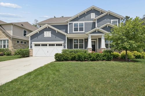 548 Council Cir, Vernon Hills, IL, 60061-1648 | Card Image