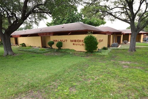 e-2241 Peggy Ln, Garland, TX, 75042 | Card Image