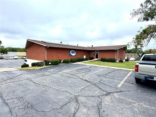 9020 Rosehill Rd, Lenexa, KS, 66215-3516 | Card Image