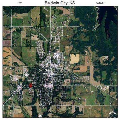 1200 Indiana St, Baldwin City, KS, 66006-5005 | Card Image