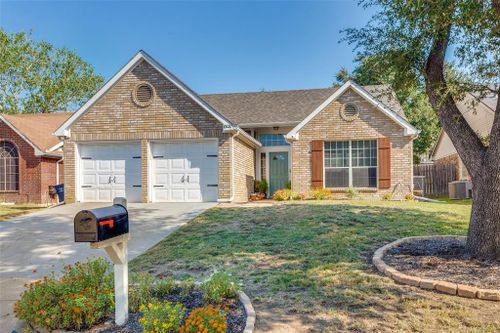 10220 Long Rifle Drive, Fort Worth, TX, 76108 | Card Image