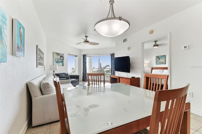 507 - 11605 Gulf Blvd, Condo with 2 bedrooms, 2 bathrooms and null parking in TREASURE ISLAND FL | Image 19