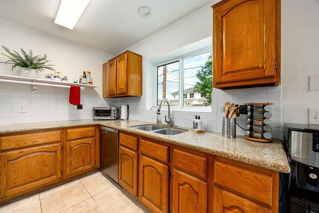 2627 Woodsboro Dr, House other with 4 bedrooms, 3 bathrooms and 2 parking in Spring TX | Image 18