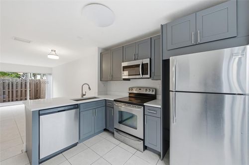 apt-4-3001 Nw 5th Ter, Pompano Beach, FL, 33064-3148 | Card Image