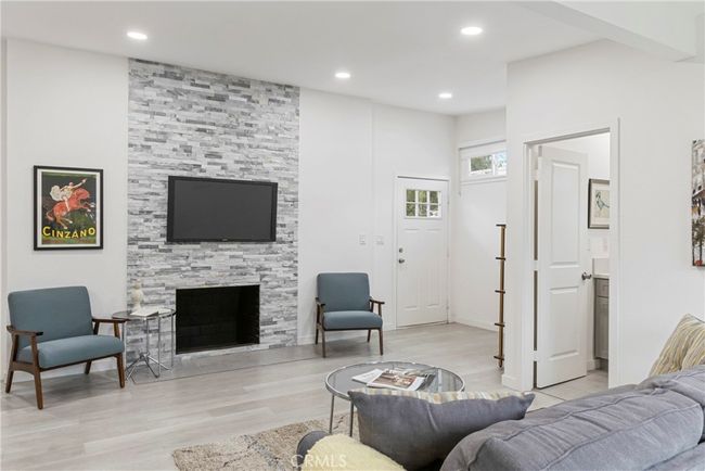 7335 Kyle St, House other with 3 bedrooms, 3 bathrooms and null parking in Tujunga CA | Image 10